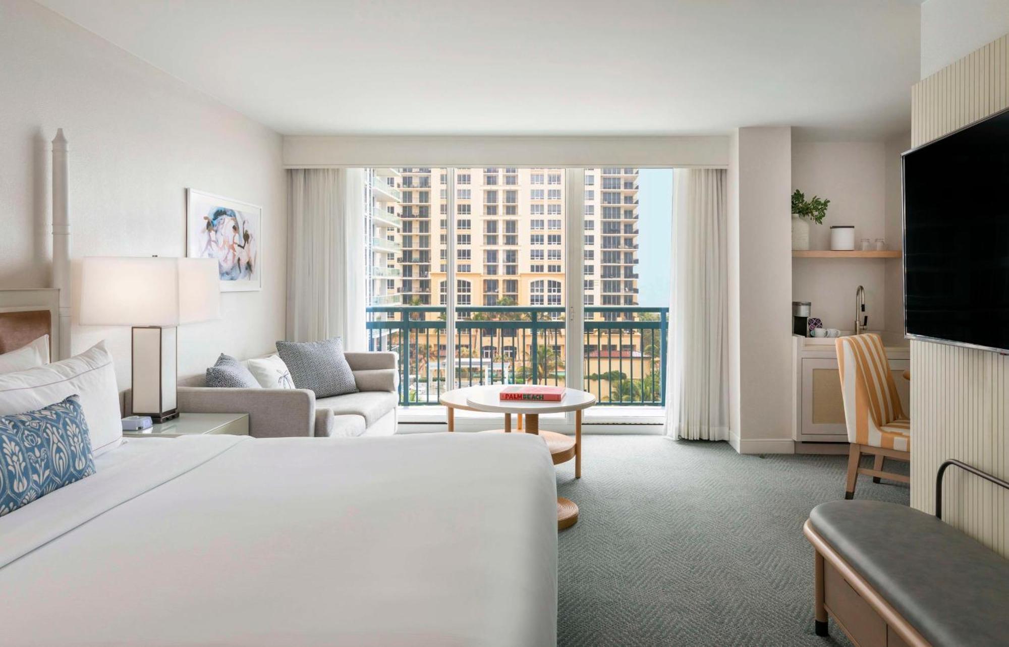 The Singer Oceanfront Resort, Curio Collection By Hilton Riviera Beach Εξωτερικό φωτογραφία
