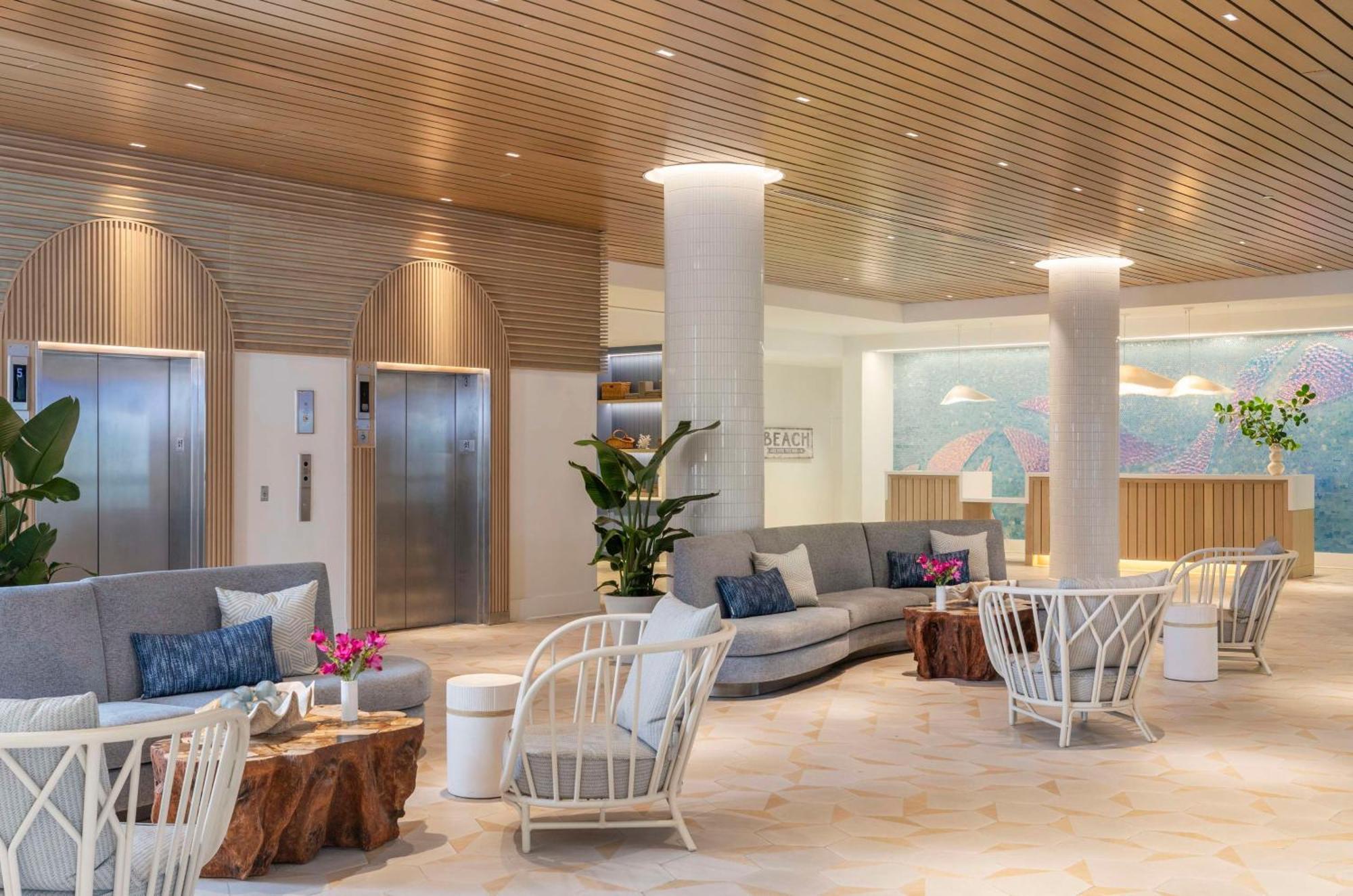 The Singer Oceanfront Resort, Curio Collection By Hilton Riviera Beach Εξωτερικό φωτογραφία